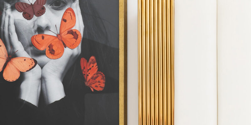 Gold, ridged border of a painting
